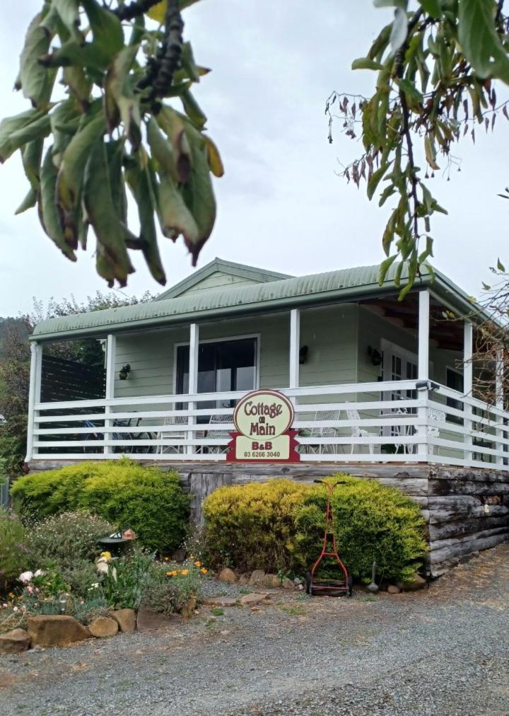 Cottage On Main Franklin Exterior foto